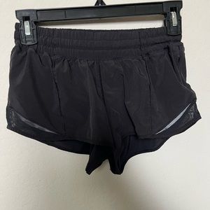 LuluLemon Hotty Hot workout shorts
